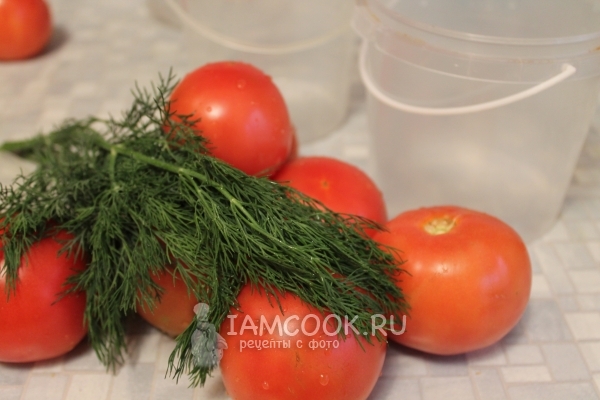 Vask tomater og grønne