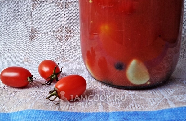 Tomaatit tomaattimehuun talvella