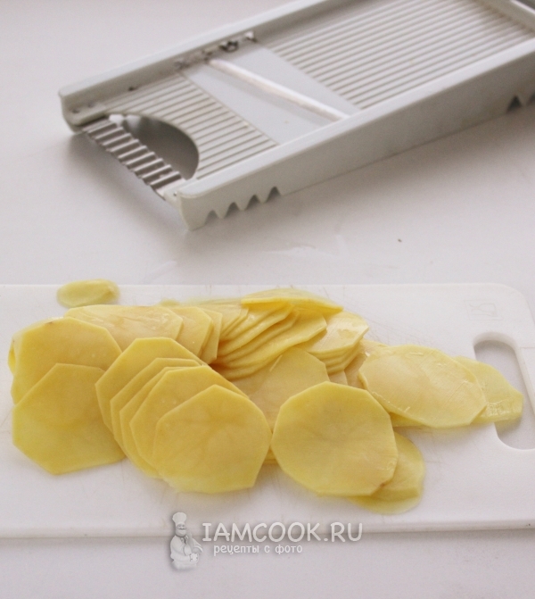 Grate the potatoes
