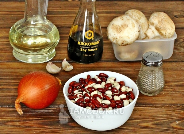 Ingredients for lean salad with mushrooms and beans