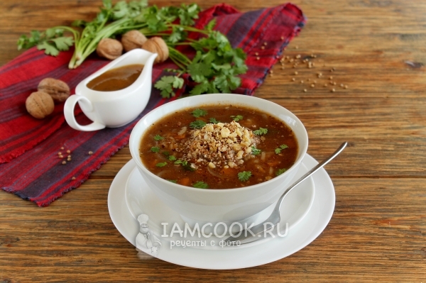 Resep untuk kharcho sup ramping