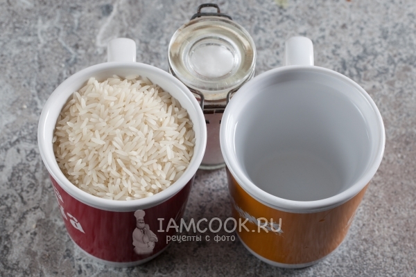 Συστατικά για ρύζι σε φούρνο μικροκυμάτων