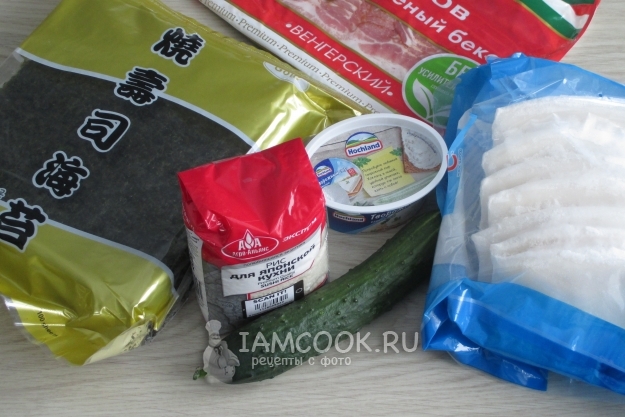 Ingredients for rolls with squid and bacon