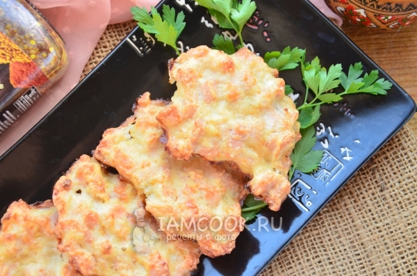 Recipe for chopped chicken cutlets in the oven (from chicken breast)