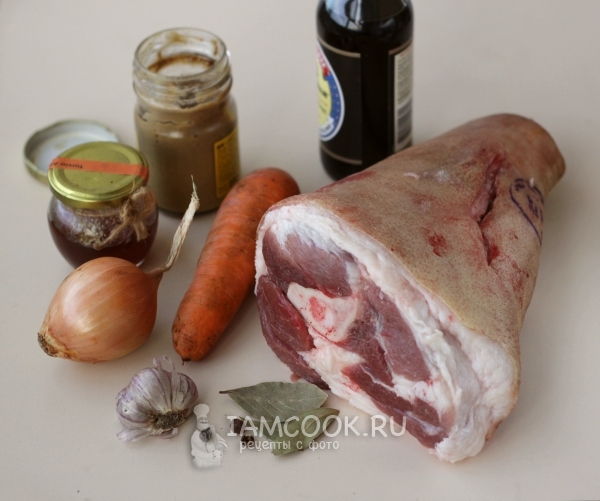 Ingredients for shank with mustard, baked in the oven