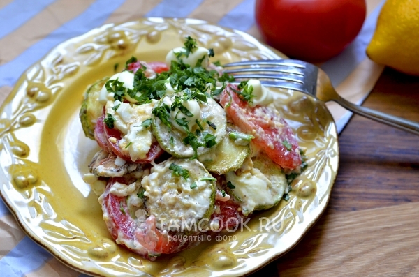 Foto des Salats von gegrillter Zucchini
