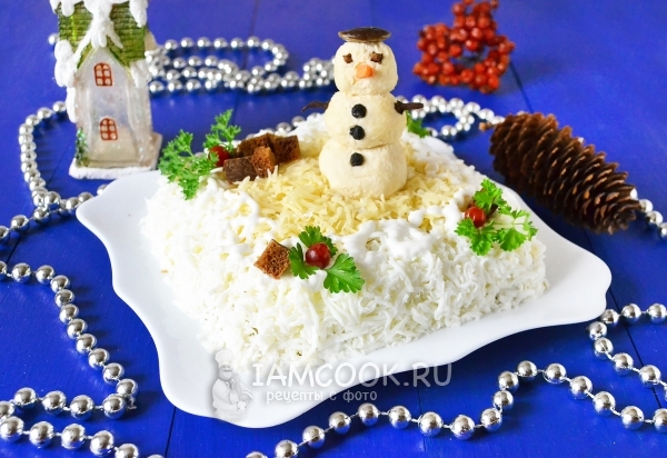 沙拉“Zimushka”与雪人食谱