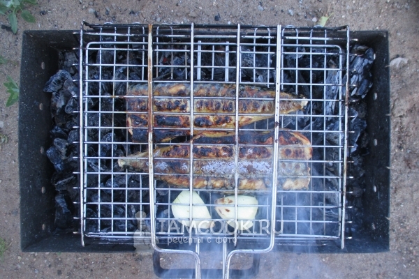 Škeble makrely na grilu