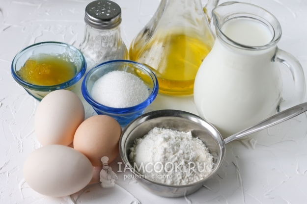 Ingredients for sweet pancakes