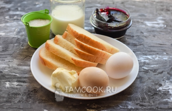 Ingredientes para tostadas dulces de un pan con leche y huevo