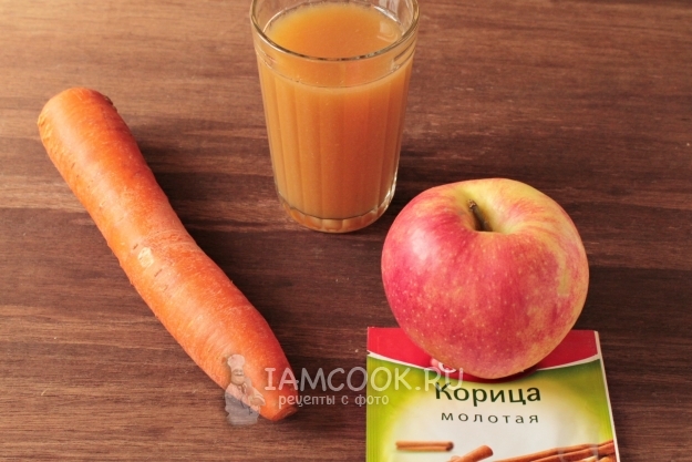Ingredients for smoothies from carrots and apples