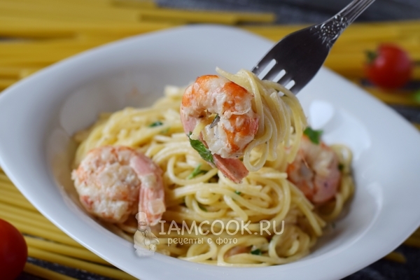 Recept na špagety s krevetami v smetanové omáčce