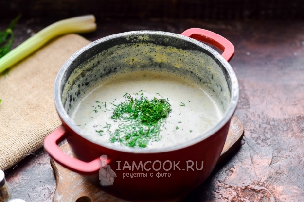 セロリと冷凍野菜のスープピューレのレシピ（クリーム入り）