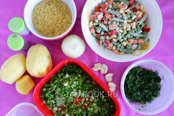 Συστατικά για τη σούπα λαχανικών από κατεψυγμένα λαχανικά