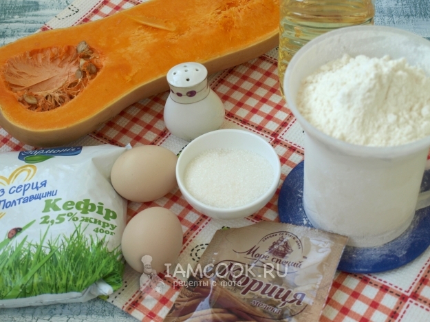 Ingredientes para panqueques de calabaza con calabaza cruda