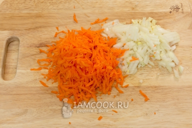 研磨洋葱和胡萝卜