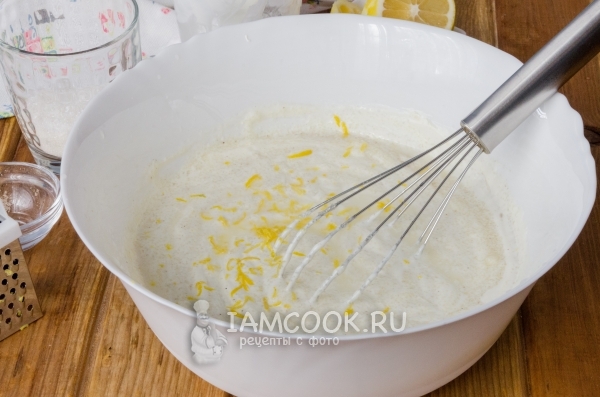Combine sour cream with sugar and lemon rind