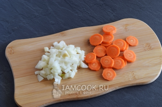 切洋葱和胡萝卜