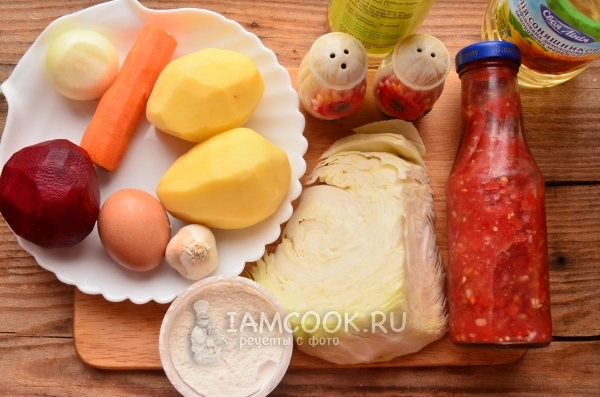 Συστατικά για ουκρανικό μπορς με ζυμαρικά