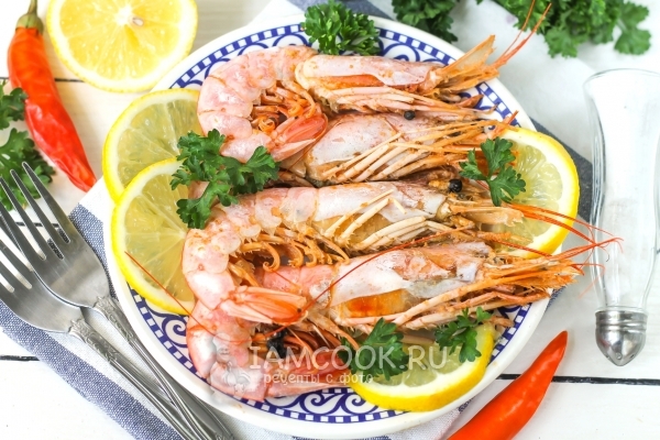 煮熟的海螯虾食谱