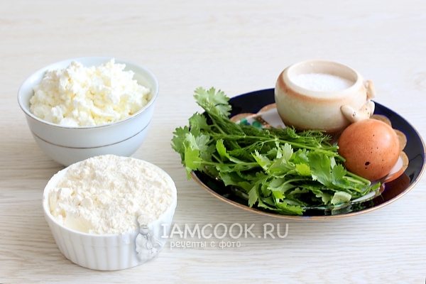 Ingredients for dumplings with salted curd