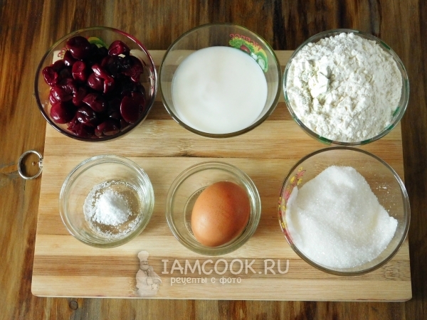 Ingredients for dumplings with cherries from dough on kefir