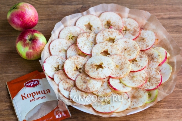 Ψεκάστε μήλα με κανέλα