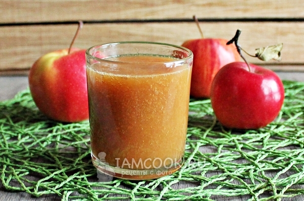 Apple juice with pulp for the winter