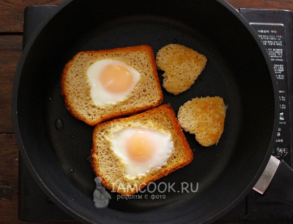 Fry Eier in Brot