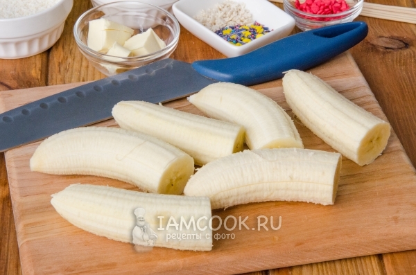 Vystřihněte banány