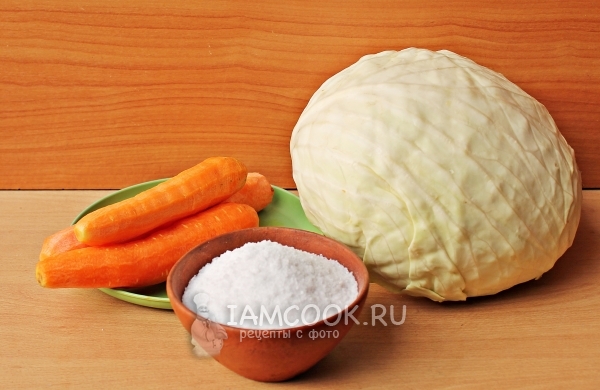 腌制白菜的成分在罐头的冬天