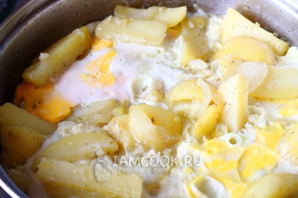 לטגן תפוחי אדמה עם ביצים
